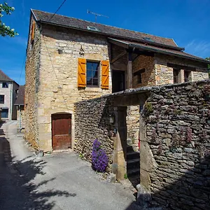 Сasa de vacaciones Maison En Pierres Au Coeur Du Village Médiéval De