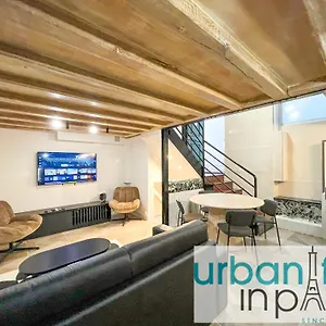 09 - Stylish Duplex Champs-elysees Appartement